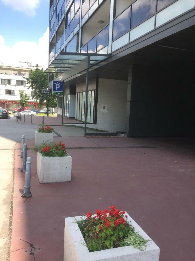 Nova Galerija Studio App Bella,Lara,Katy - Parking In Garage Zagreb Exterior photo